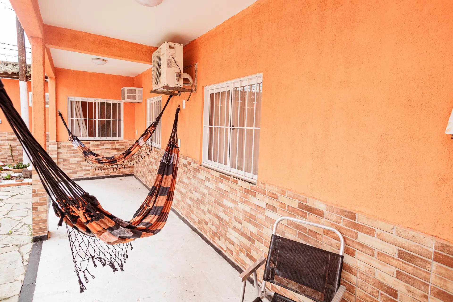 Furnished house with 3 bedrooms and 3 bathrooms — photo 28