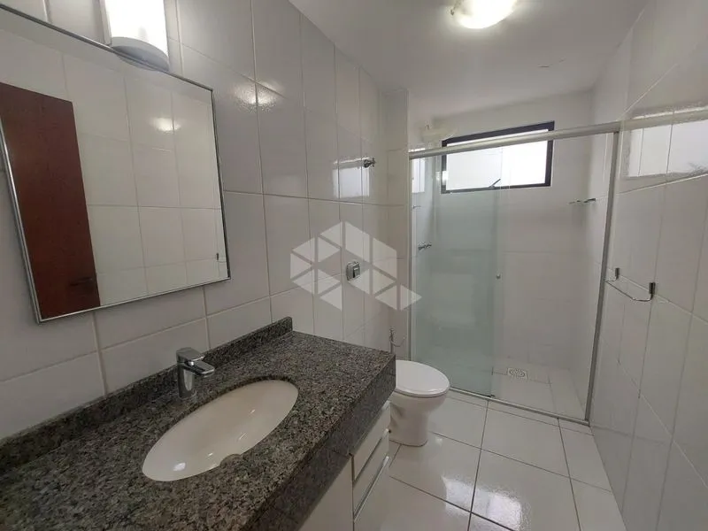 Apartamento de 3 quartos em condomínio com piscina — photo 4