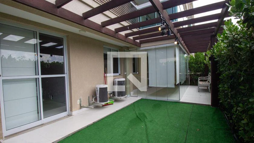 Furnished house, 118 m², with a glass-enclosed balcony — photo 8