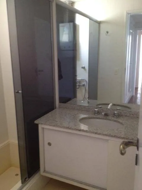 Water view in a 4-bedroom apartment, 350 m² — photo 34
