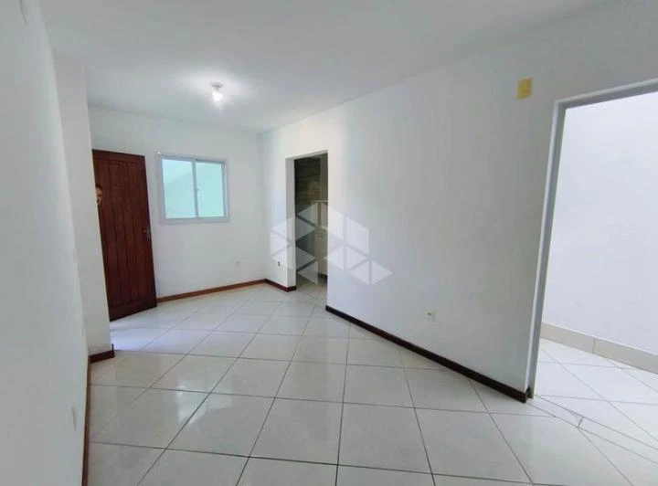 68 m² apartment with air conditioning and 2 bedrooms — photo 2
