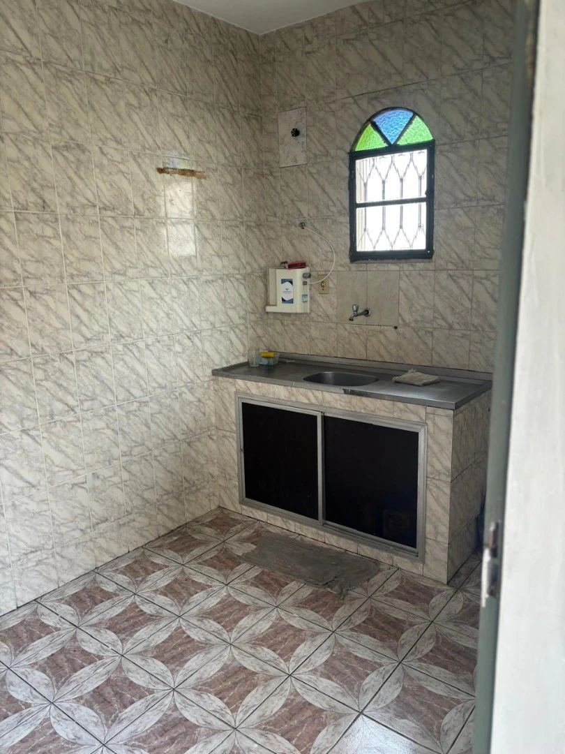 Unfurnished house with 2 bedrooms and a balcony — photo 4
