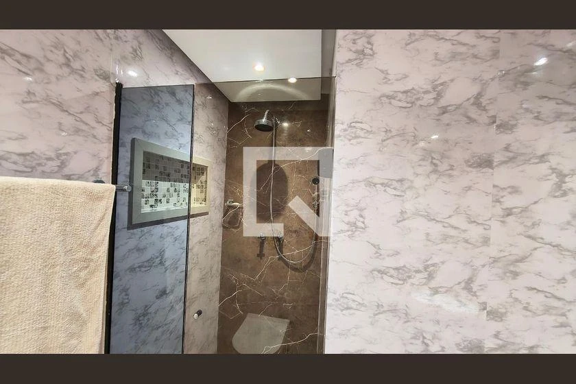 Washing machine in a 4-bedroom apartment, 205 m² — photo 41
