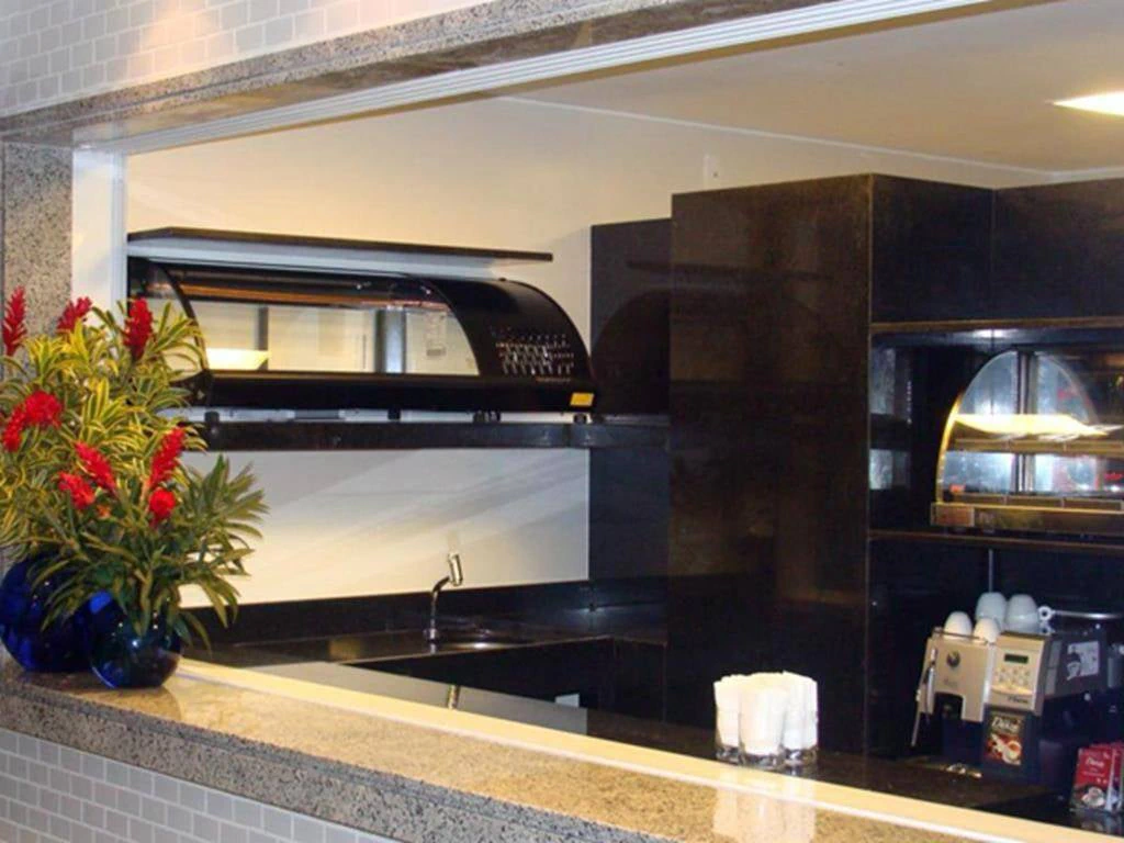3-bedroom apartment with a washing machine in Rio de Janeiro — photo 25