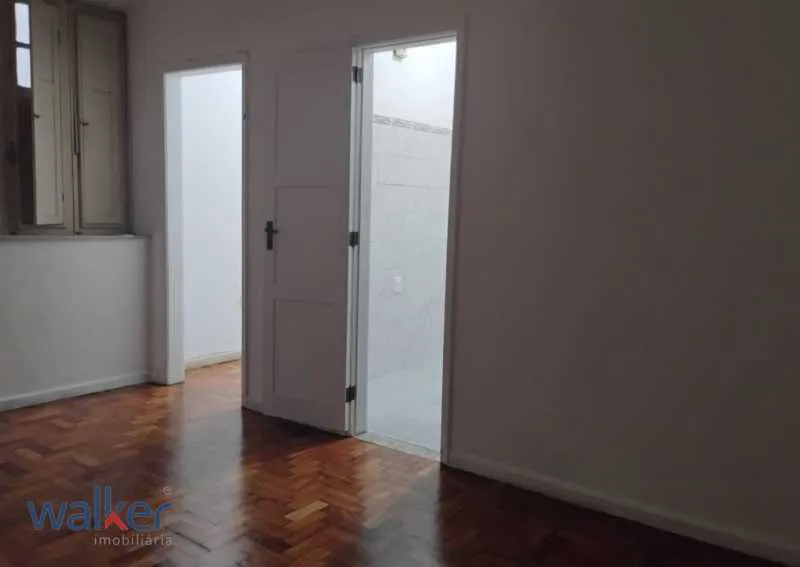 Unfurnished apartment with 3 bedrooms and 2 bathrooms — photo 14