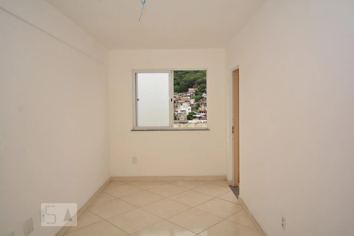 Apartamento com vista para as montanhas, Vaz Lobo — photo 19