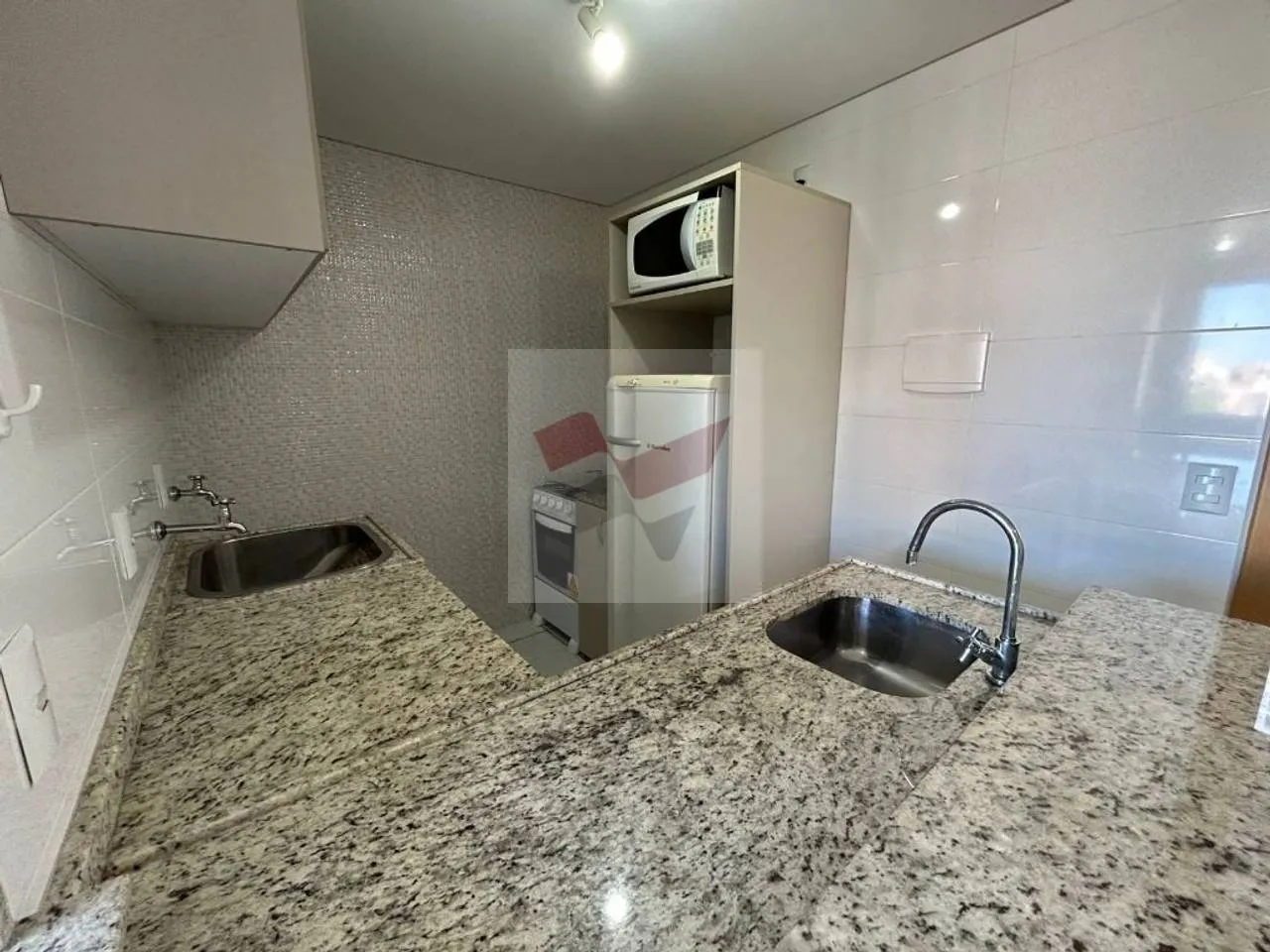 Furnished 42 m² studio in Curitiba — photo 2