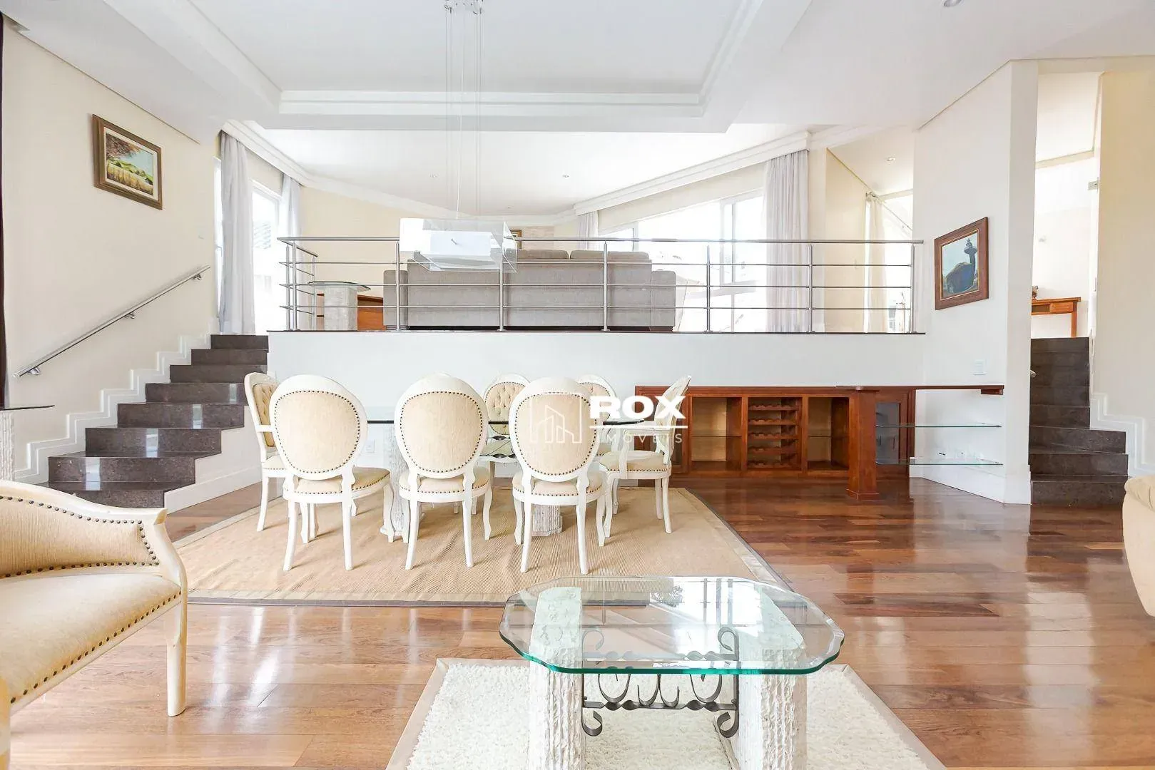 Unfurnished 598 m² house with 6 parking spaces — photo 4