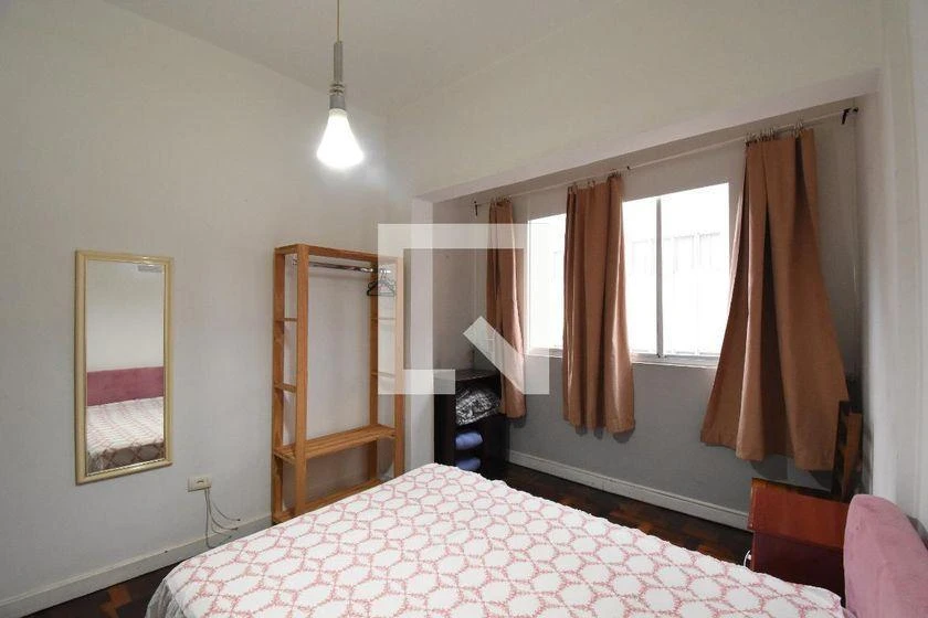 Apartment with wood floors, 2 bedrooms and 130 m² — photo 17