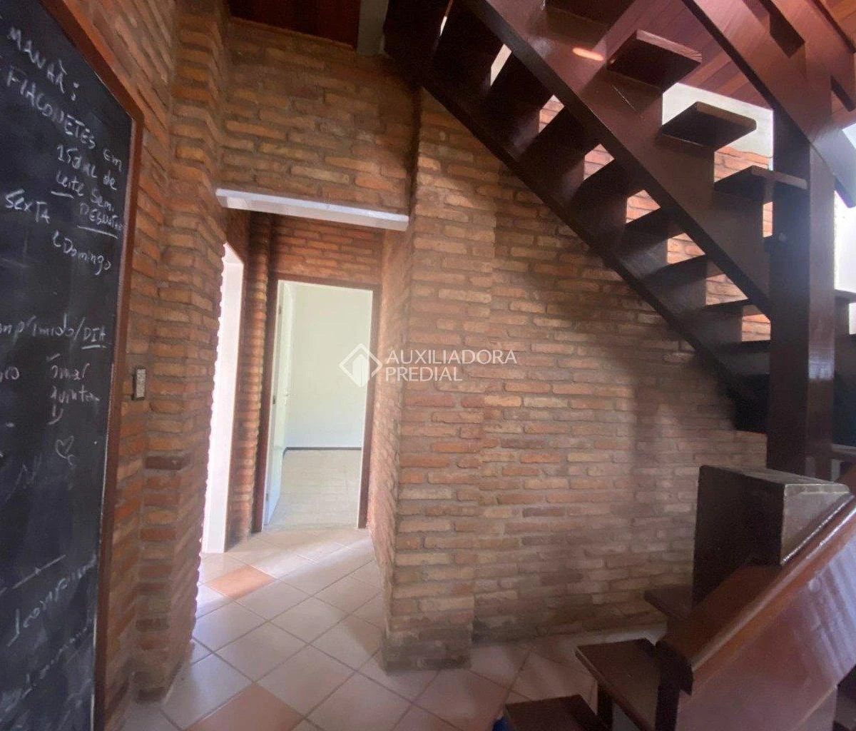 Casa de 4 dormitorios con balcón gourmet en Florianópolis — photo 21