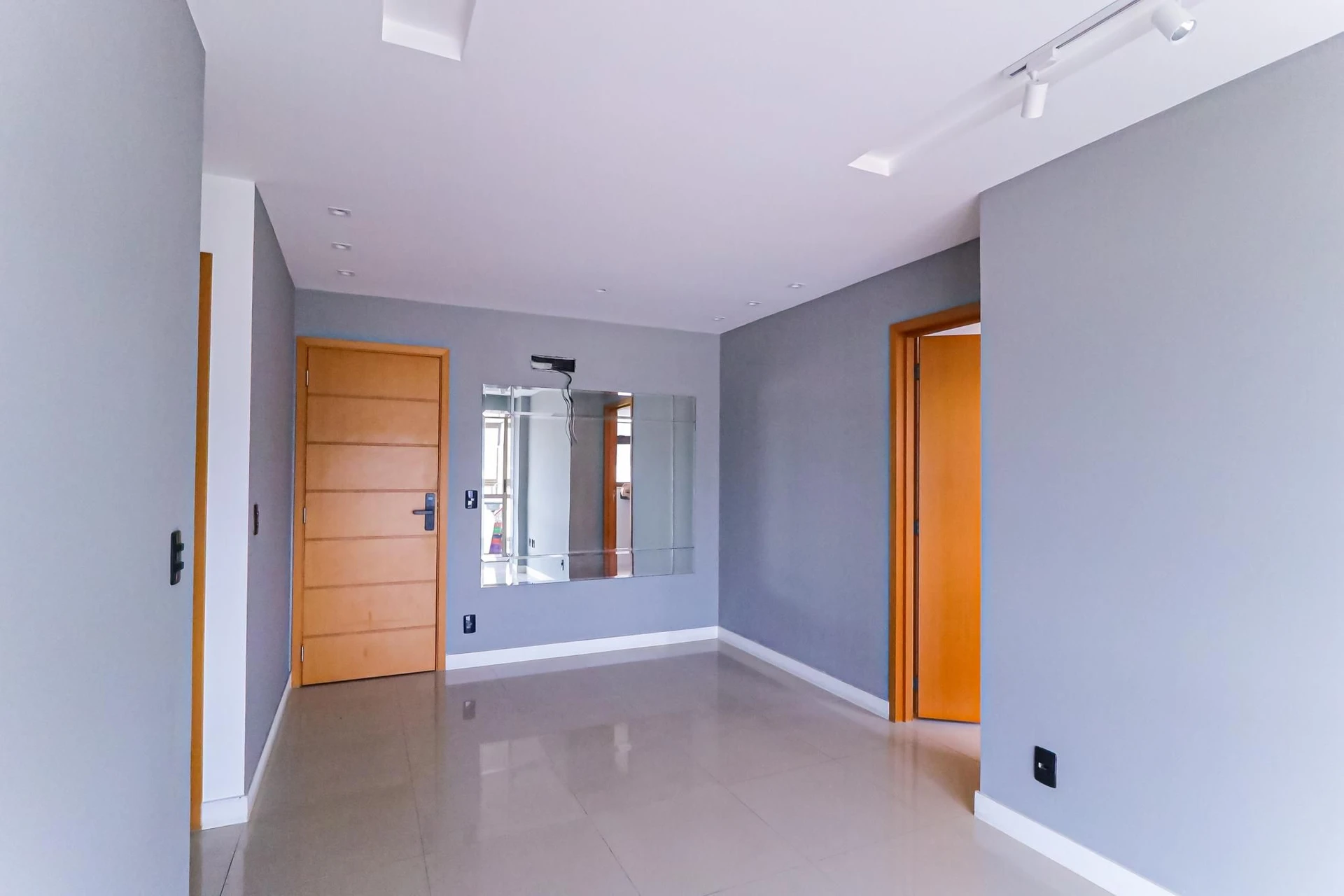 Квартира 68 м² з видом на гори та заскленим балконом — photo 24