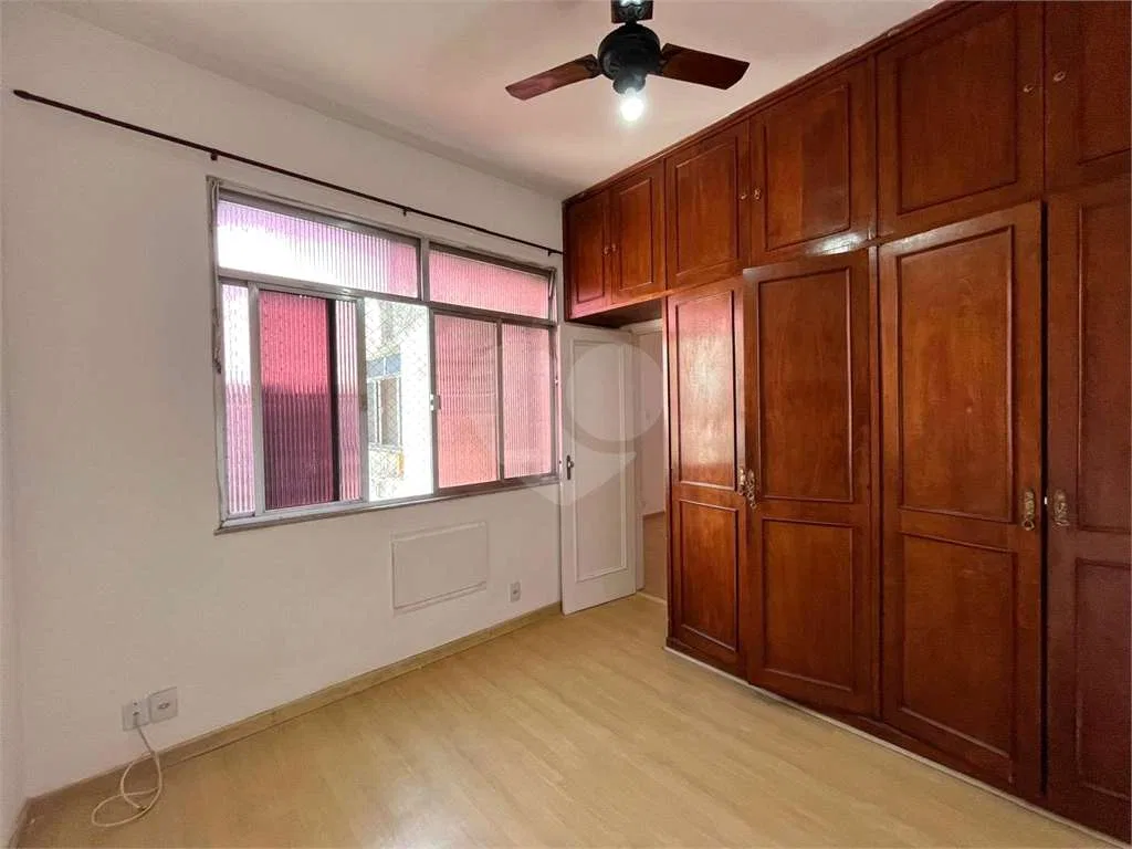 Apartamento com piso de madeira ou laminado, Tijuca — photo 2