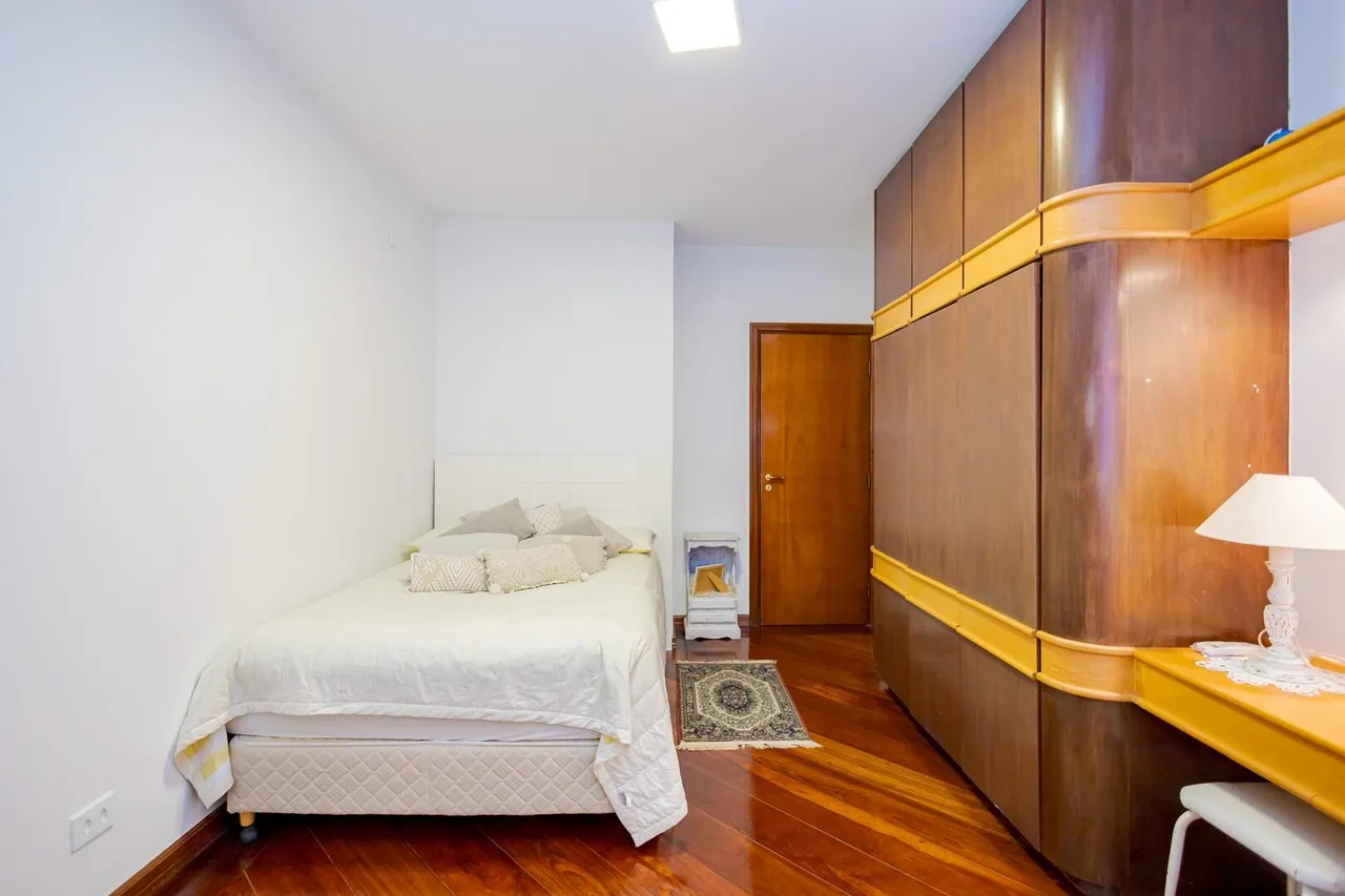 4-bedroom apartment with 2 en-suites and 427 m² — photo 17