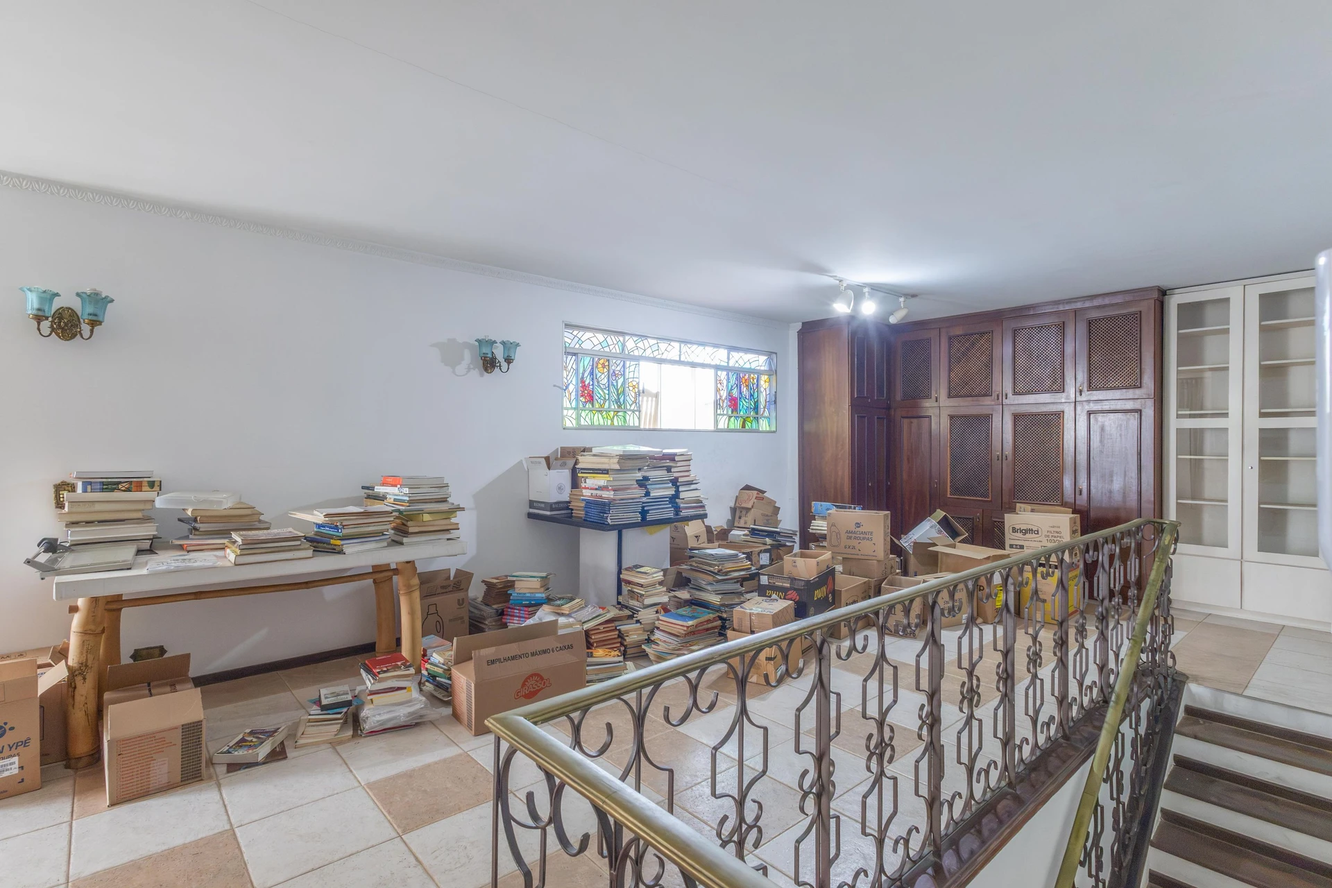 Furnished apartment with 3 bedrooms and 1 en-suite — photo 48