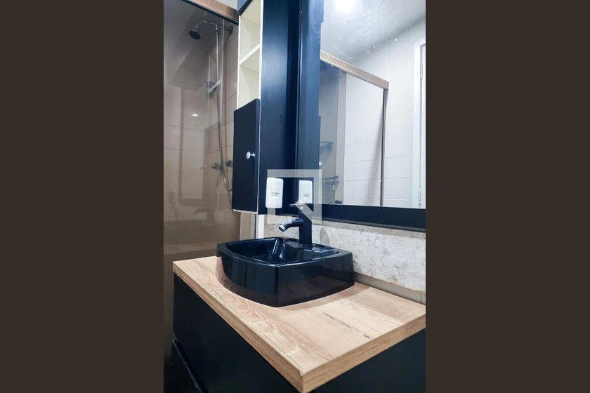 Apartamento de 2 quartos em condomínio com piscina — photo 45