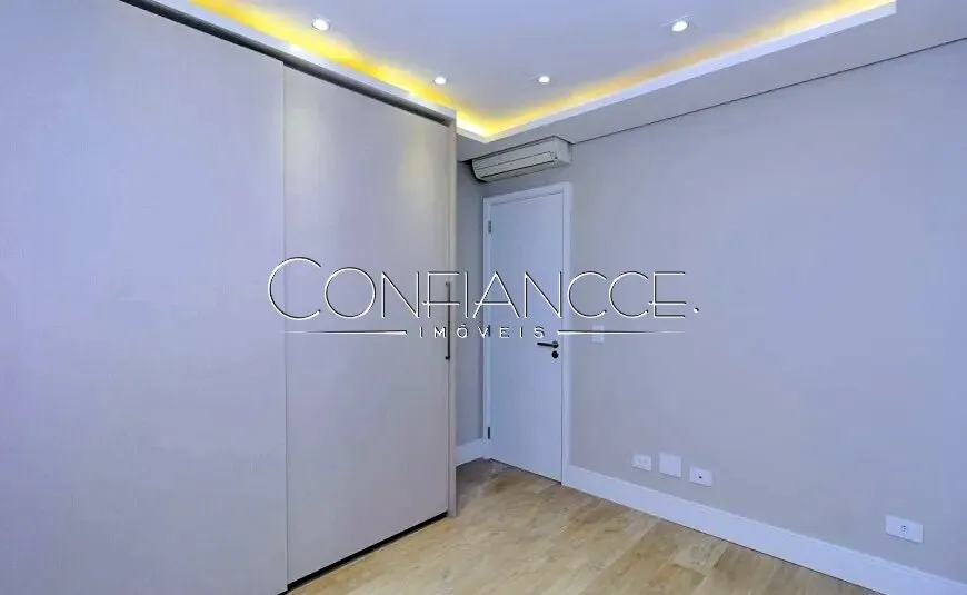 Apartment with 4 bedrooms and 2 en-suite suites — photo 32