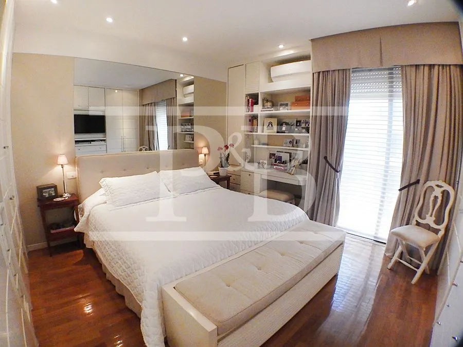 3-bedroom apartment with open-plan kitchen, 270 m² — photo 16