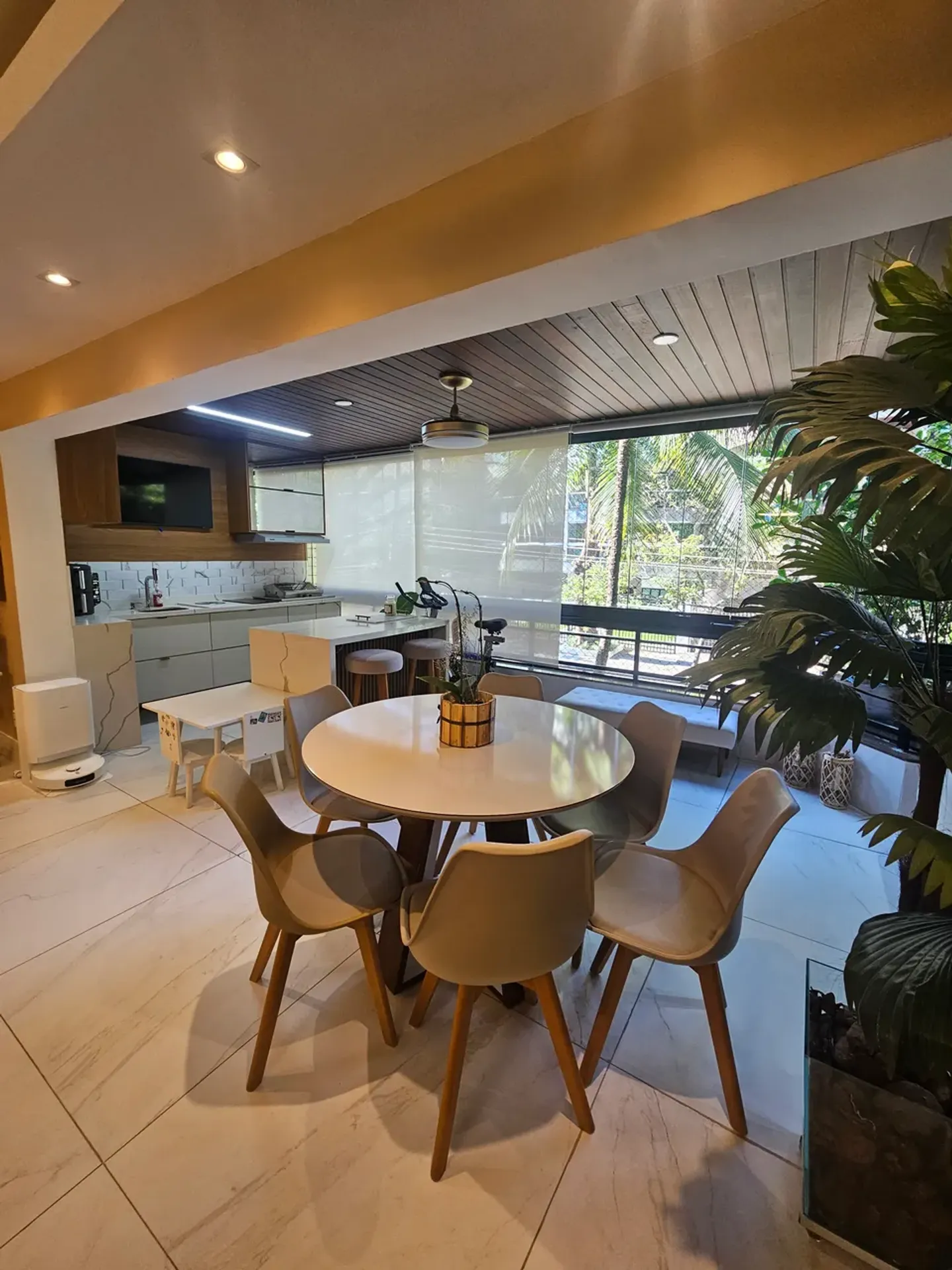 Private BBQ in a 4-bedroom apartment, 150 m² — photo 14