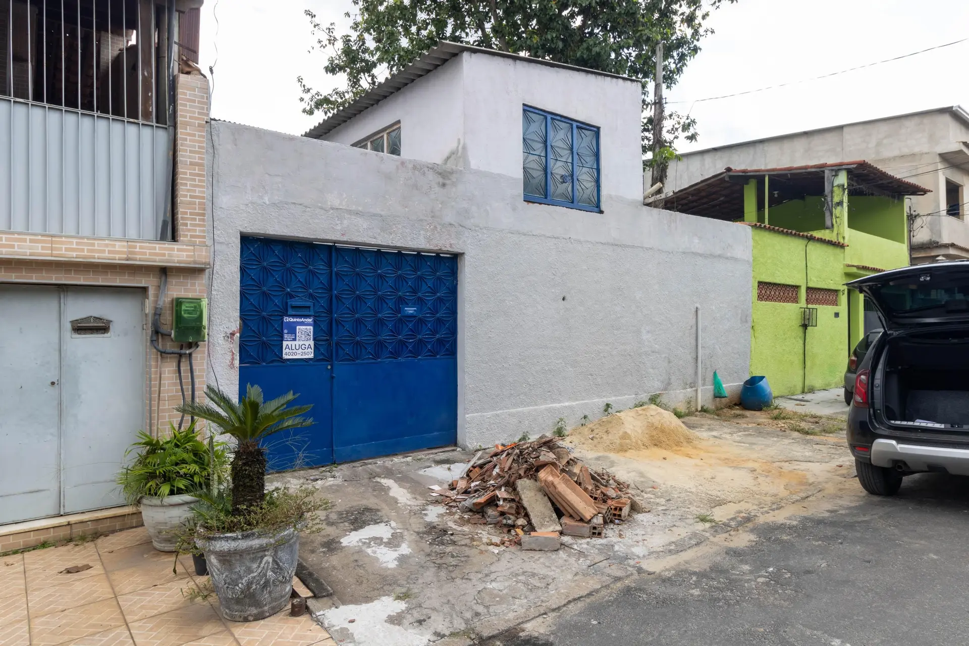 House with 3 bedrooms and a shared outdoor pool — photo 21