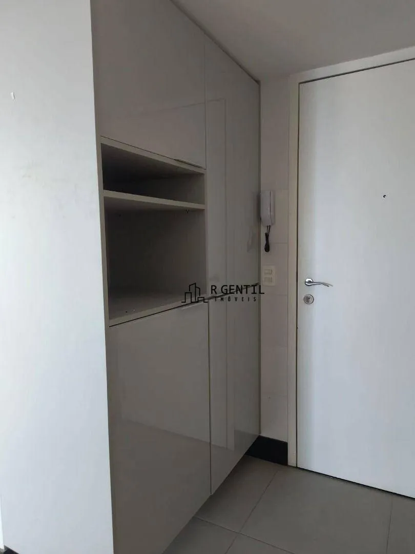 Furnished apartment with 3 bedrooms and 5 bathrooms — photo 29