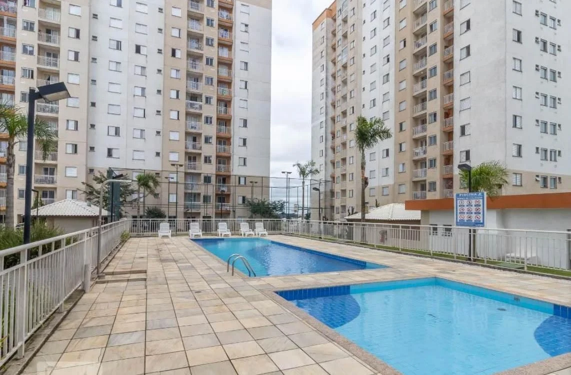 2-bedroom apartment with a home office in Curitiba — photo 29