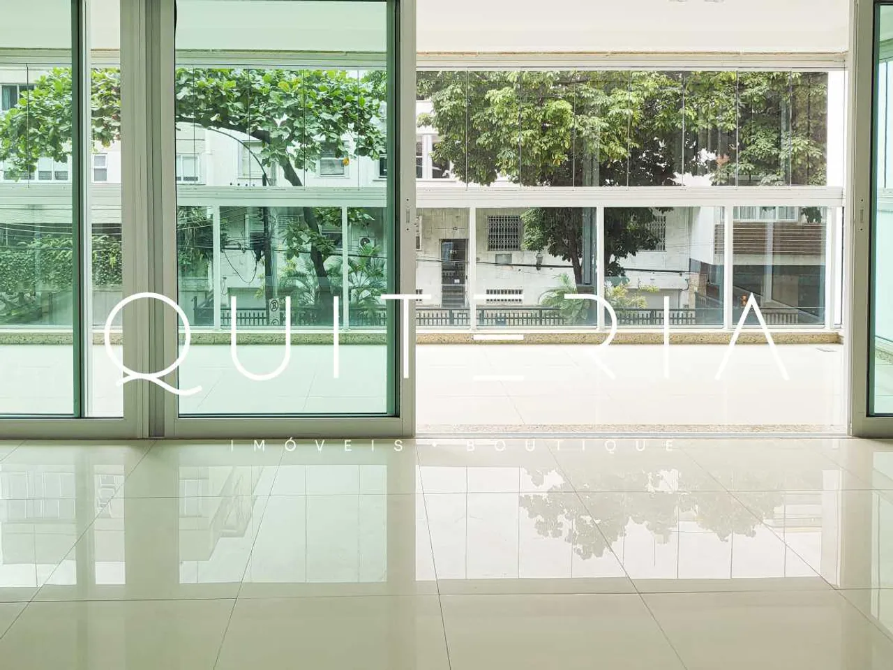 Apartamento com 4 suítes e 5 banheiros, 1 vaga — photo 2