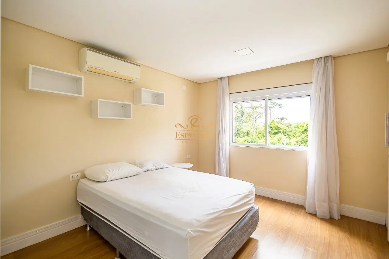 Condo house with 4 bedrooms and a private garden — photo 19