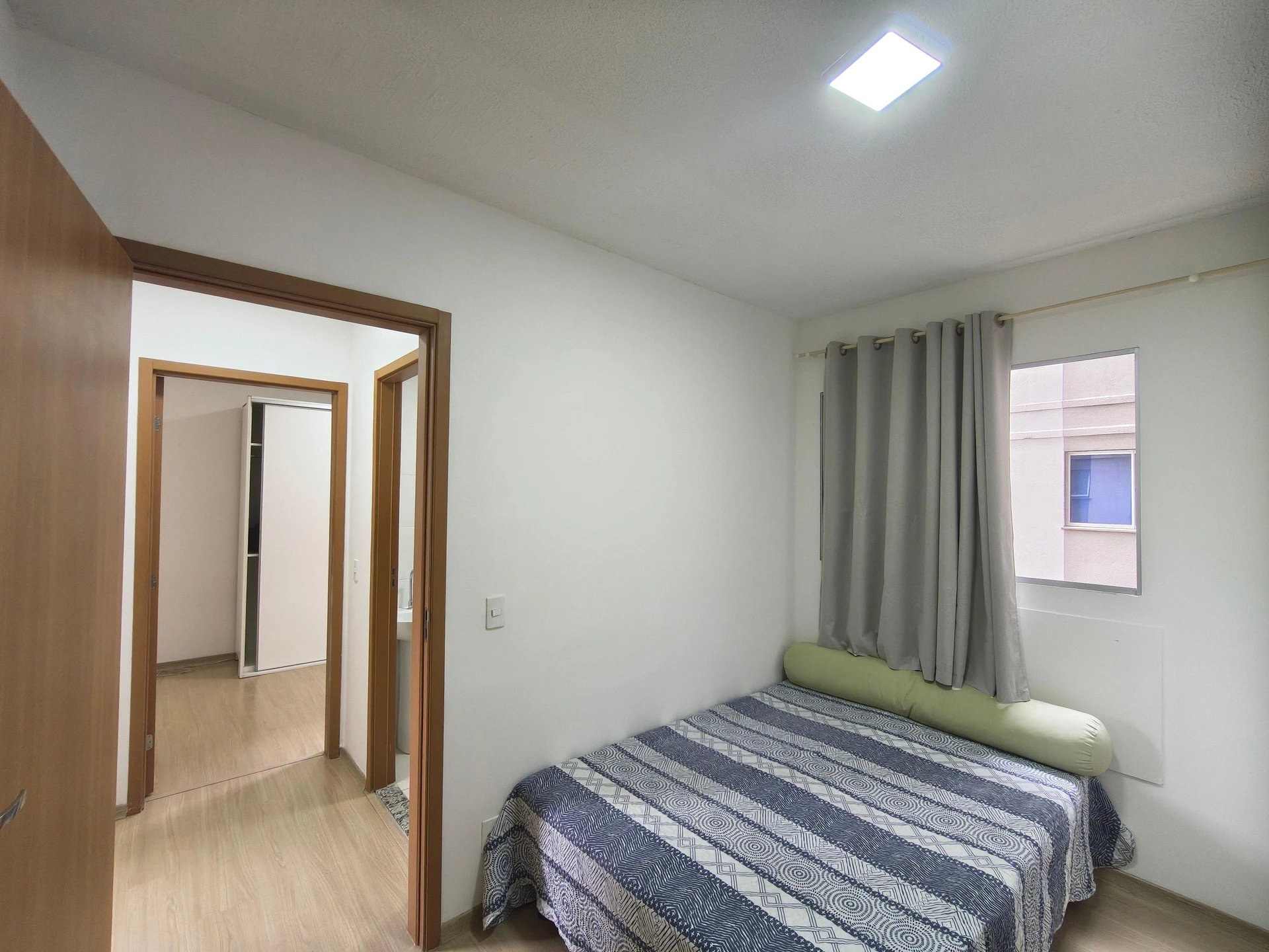 Пральна машина та 2 спальні: квартира 50 м² — photo 8