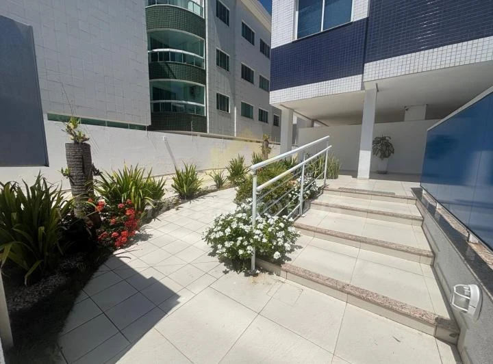 Квартира с 3 спальнями, 1 с ванной, 114 м² — photo 7