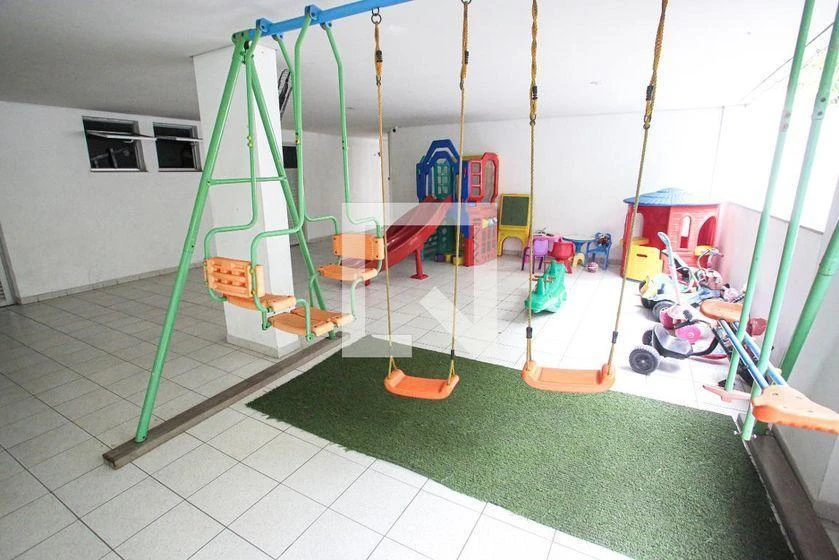 2-bedroom apartment in a building with a gym — photo 16