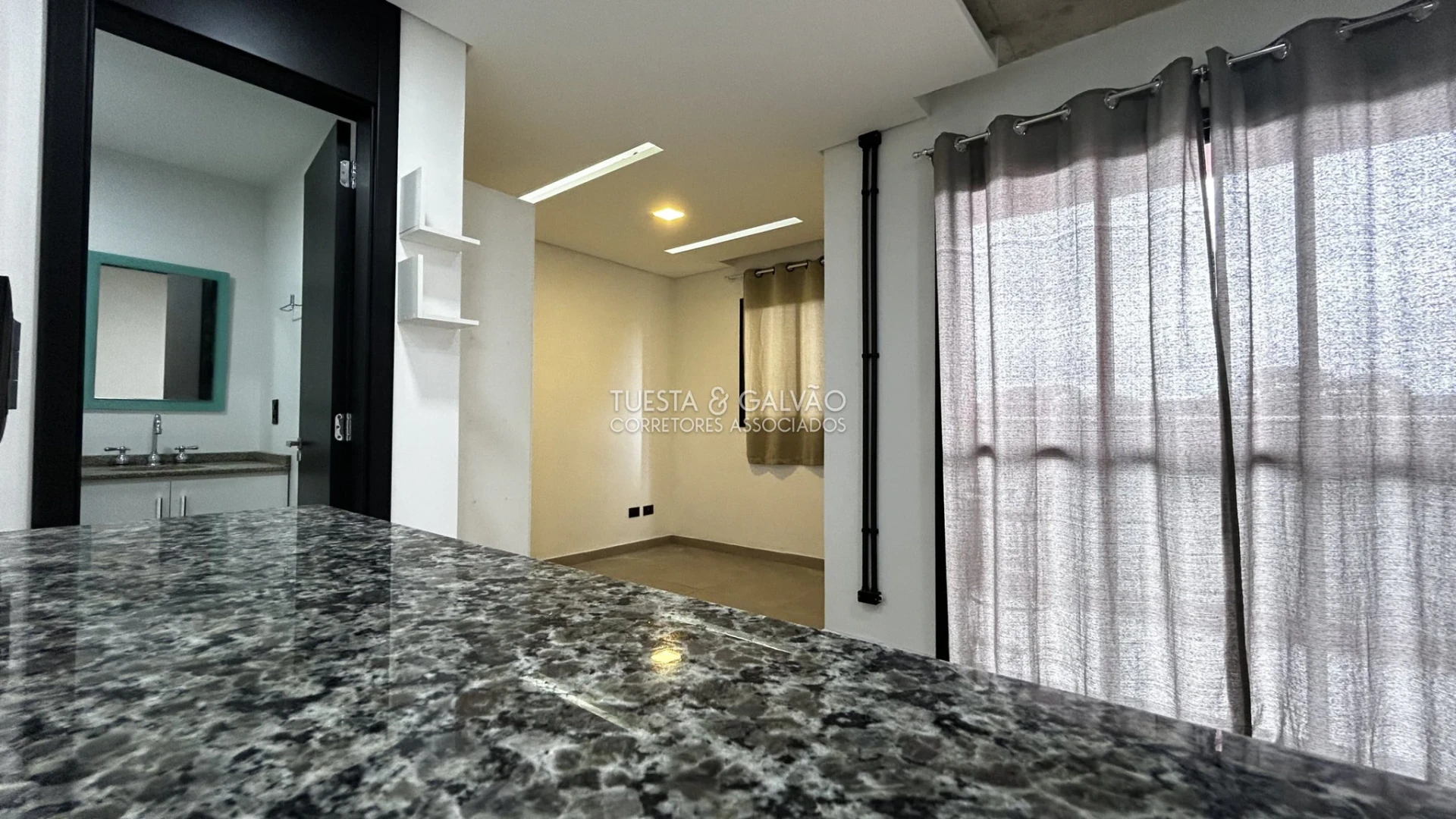 1-bedroom apartment with balcony grill — photo 3