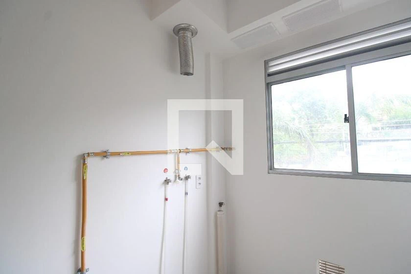 Apartamento de 2 quartos em condomínio com piscina — photo 10