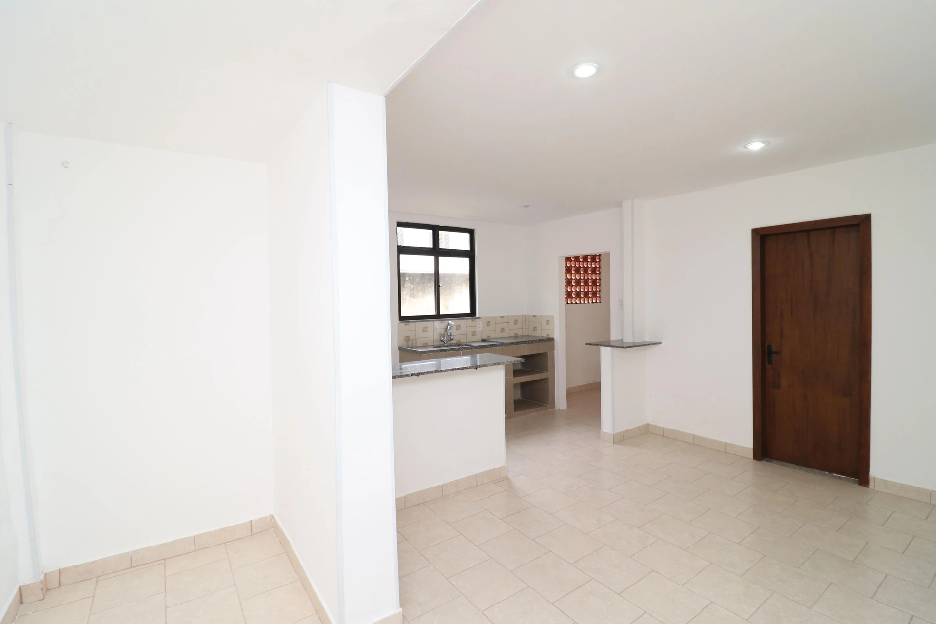 3-bedroom apartment, 1 with its own bathroom, 120 m² — photo 12