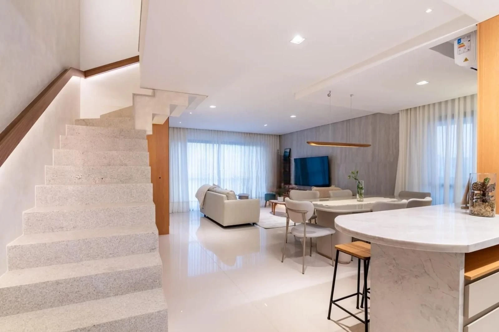 152 m² apartment with a home office and a dishwasher — photo 8