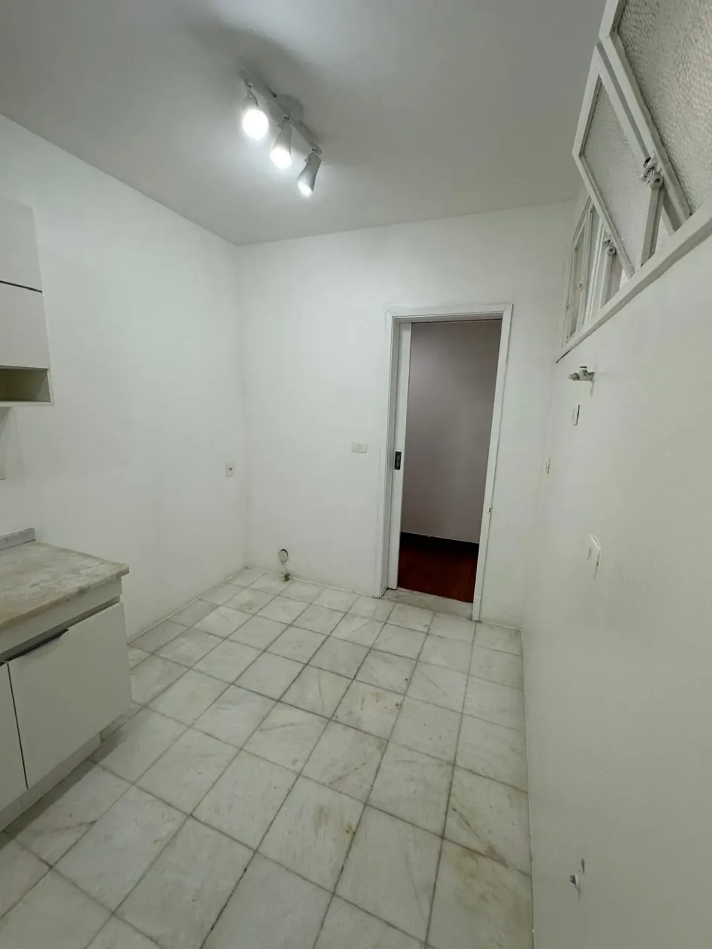 3-bedroom apartment with 4 bathrooms and 1 parking space — photo 44