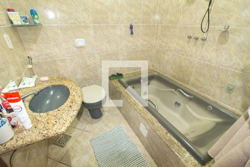 Casa, 250 m², com banheira — photo 7