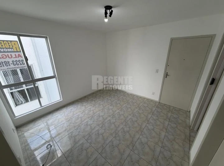 2-bedroom apartment with a separate closed kitchen — photo 7