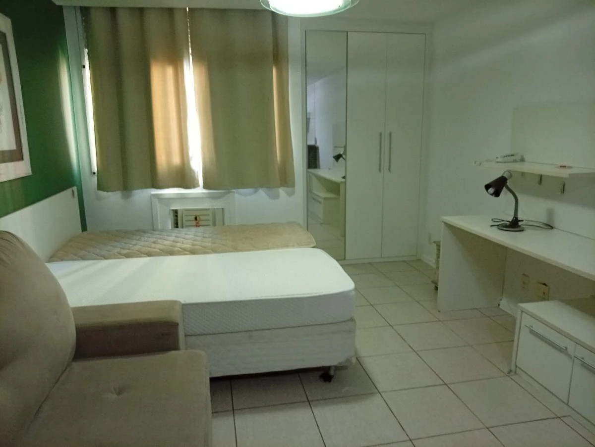 Furnished 40 m² apartment with a closed kitchen — photo 14