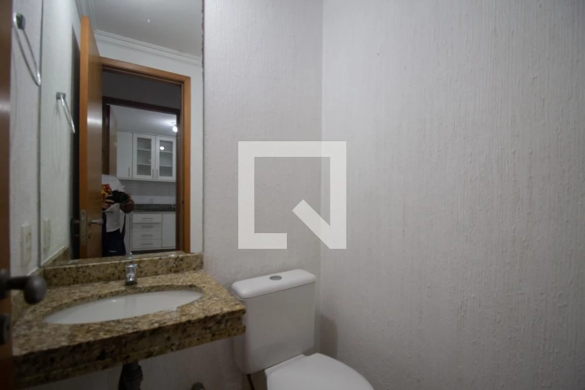 Apartamento com 4 suítes e varanda envidraçada — photo 16