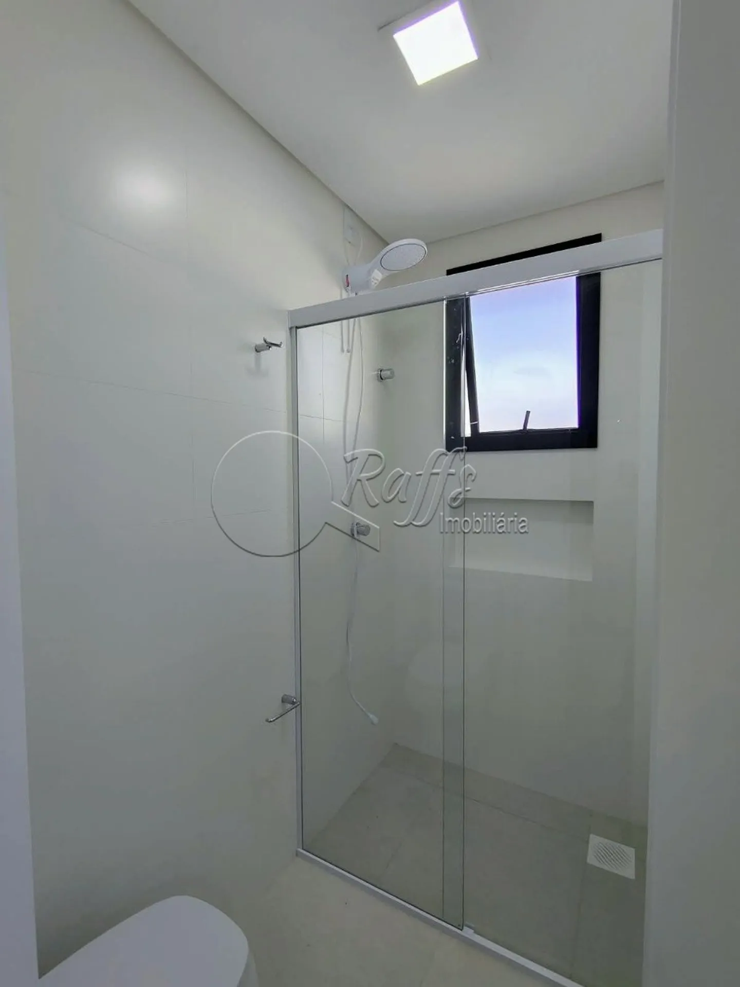 Мебльована квартира з 1 спальнею, балкон 25 м² — photo 40