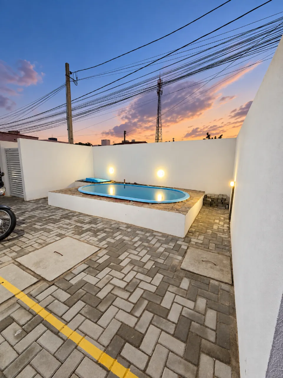 2-bedroom apartment in a building with a pool — photo 10