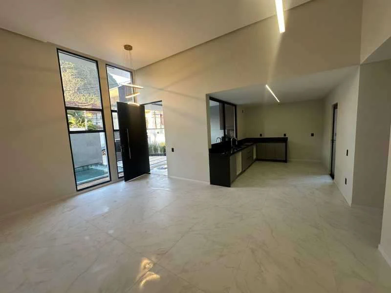 Condominium house with 3 bedrooms and private BBQ