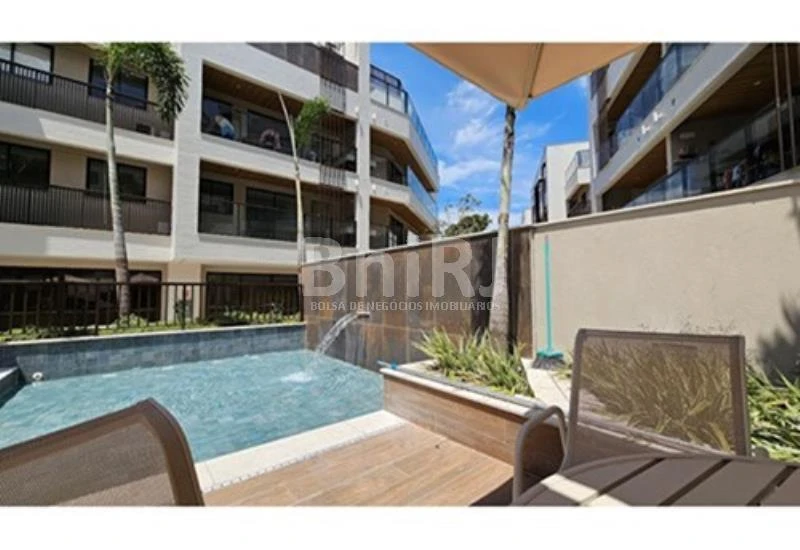 147 m² penthouse with 3 bedrooms and 2 parking spaces — photo 3