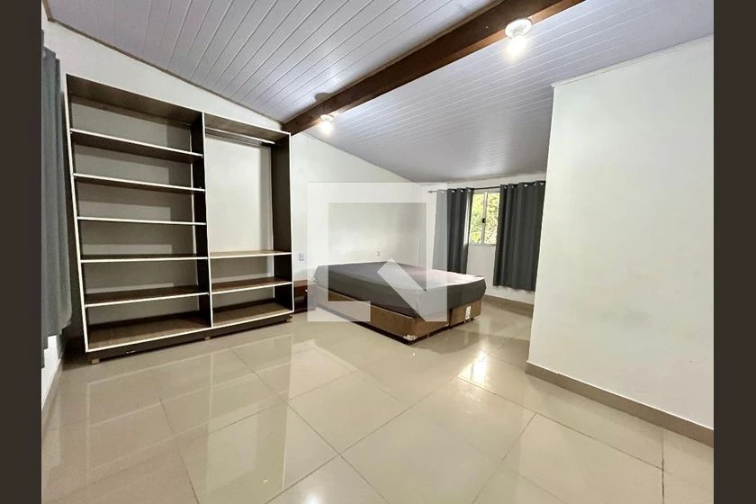 Furnished house with 2 en-suite bedrooms and 3 parking — photo 9