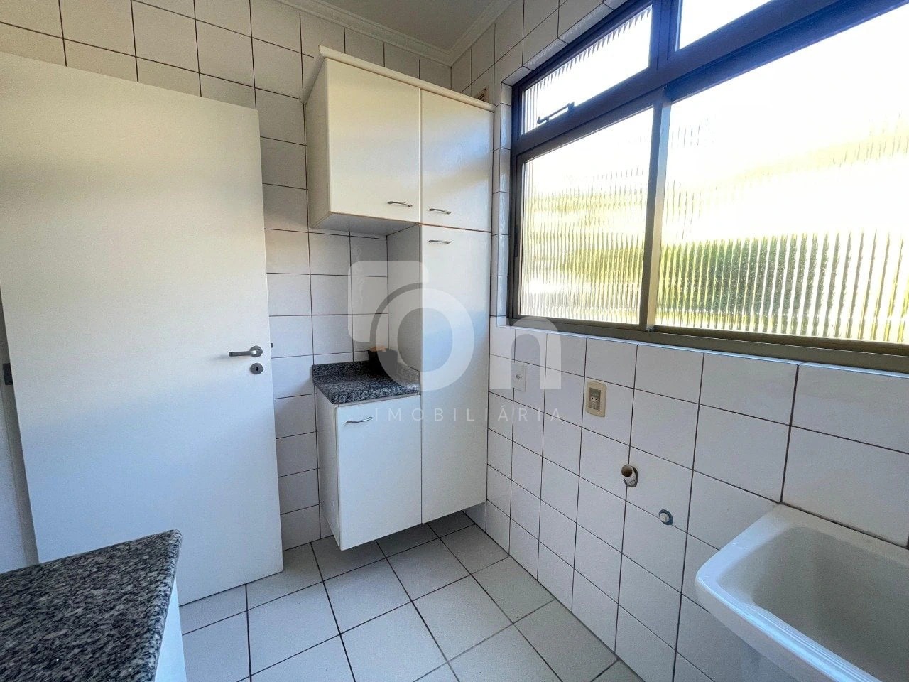 2-bedroom apartment with a home office in Florianópolis — photo 25