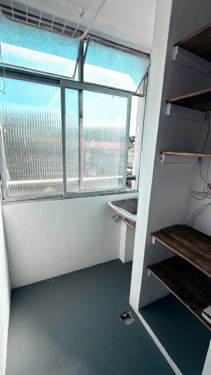 2-bedroom apartment in a building with a gym — photo 11