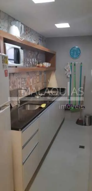 1-bedroom apartment with enclosed kitchen and balcony — photo 4