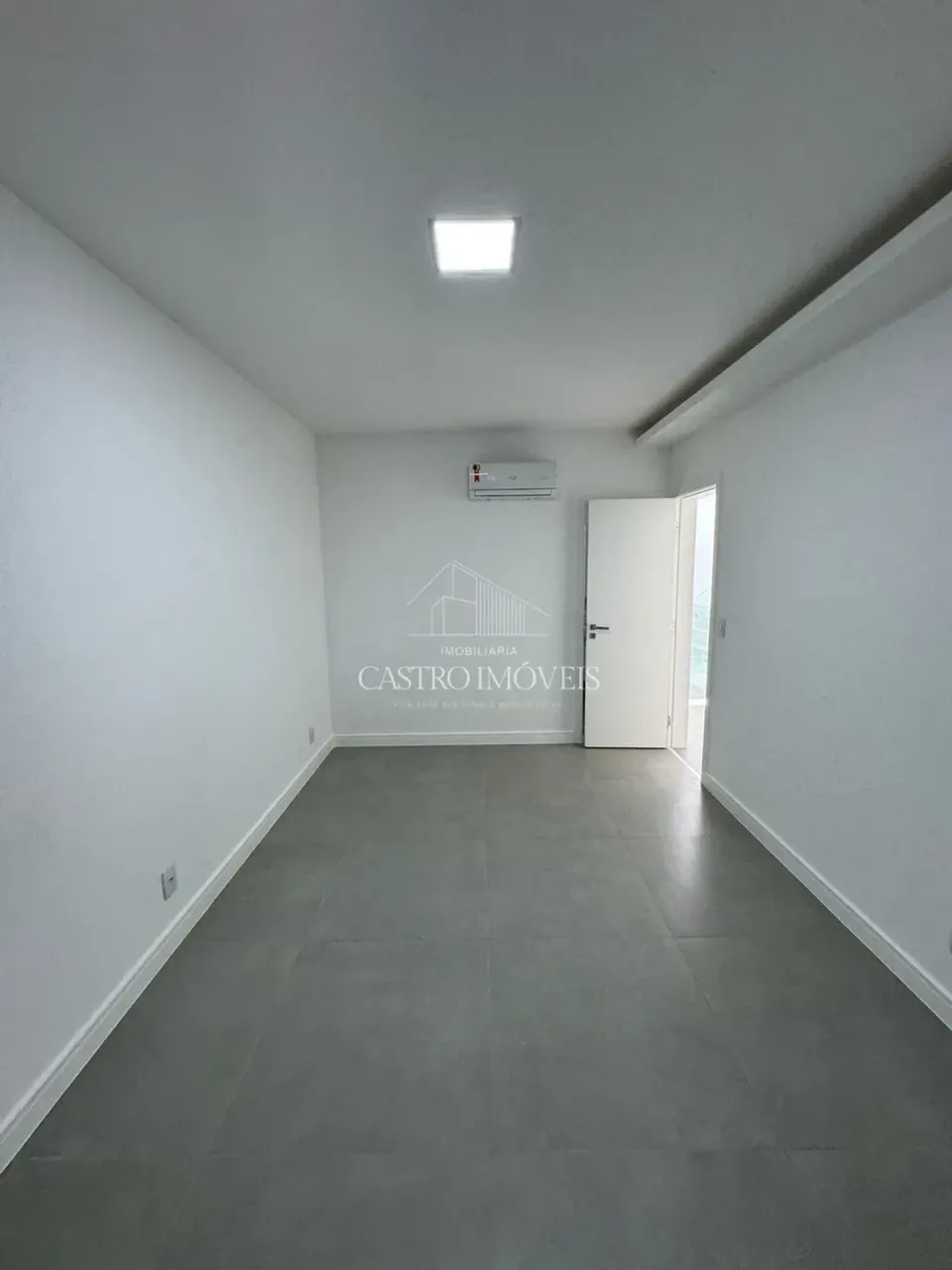 Apartment with 4 bedrooms and 4 bathrooms, 350 m² — photo 17