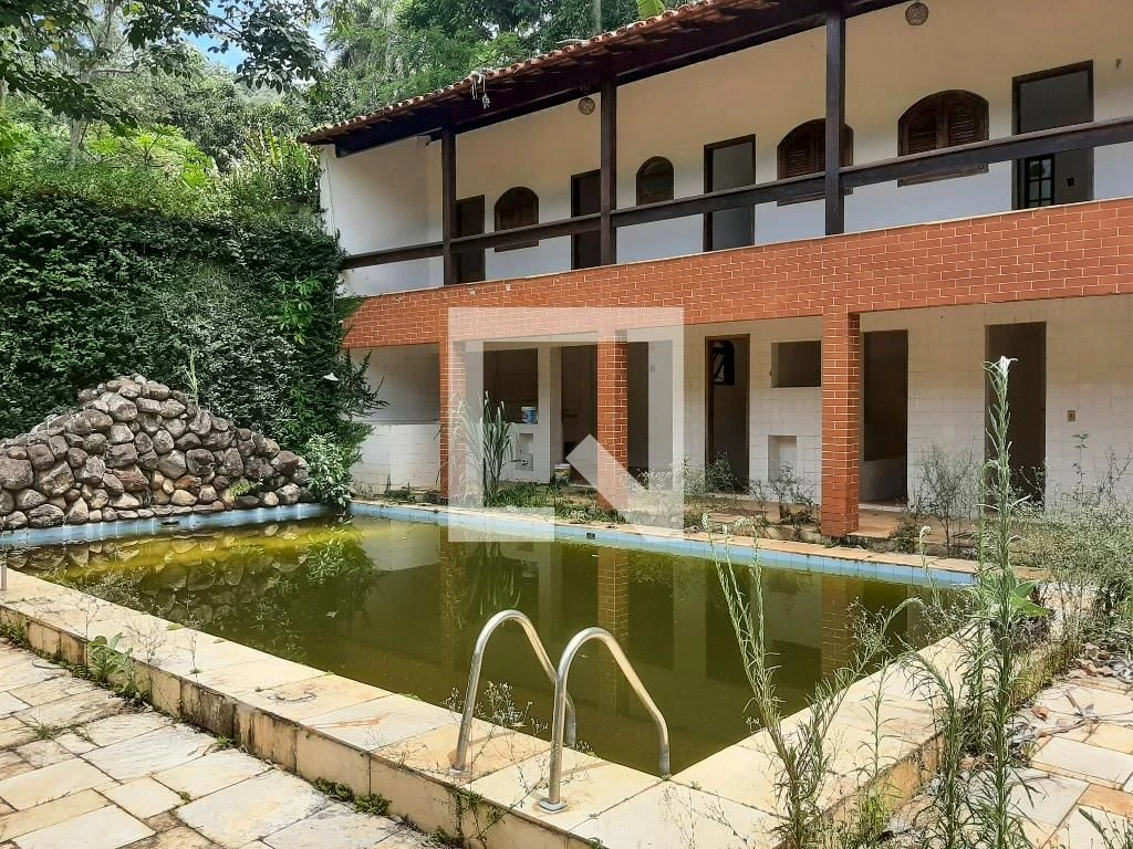 House with 6 bedrooms and 9 bathrooms, 911 m² and 3 parking — photo 44