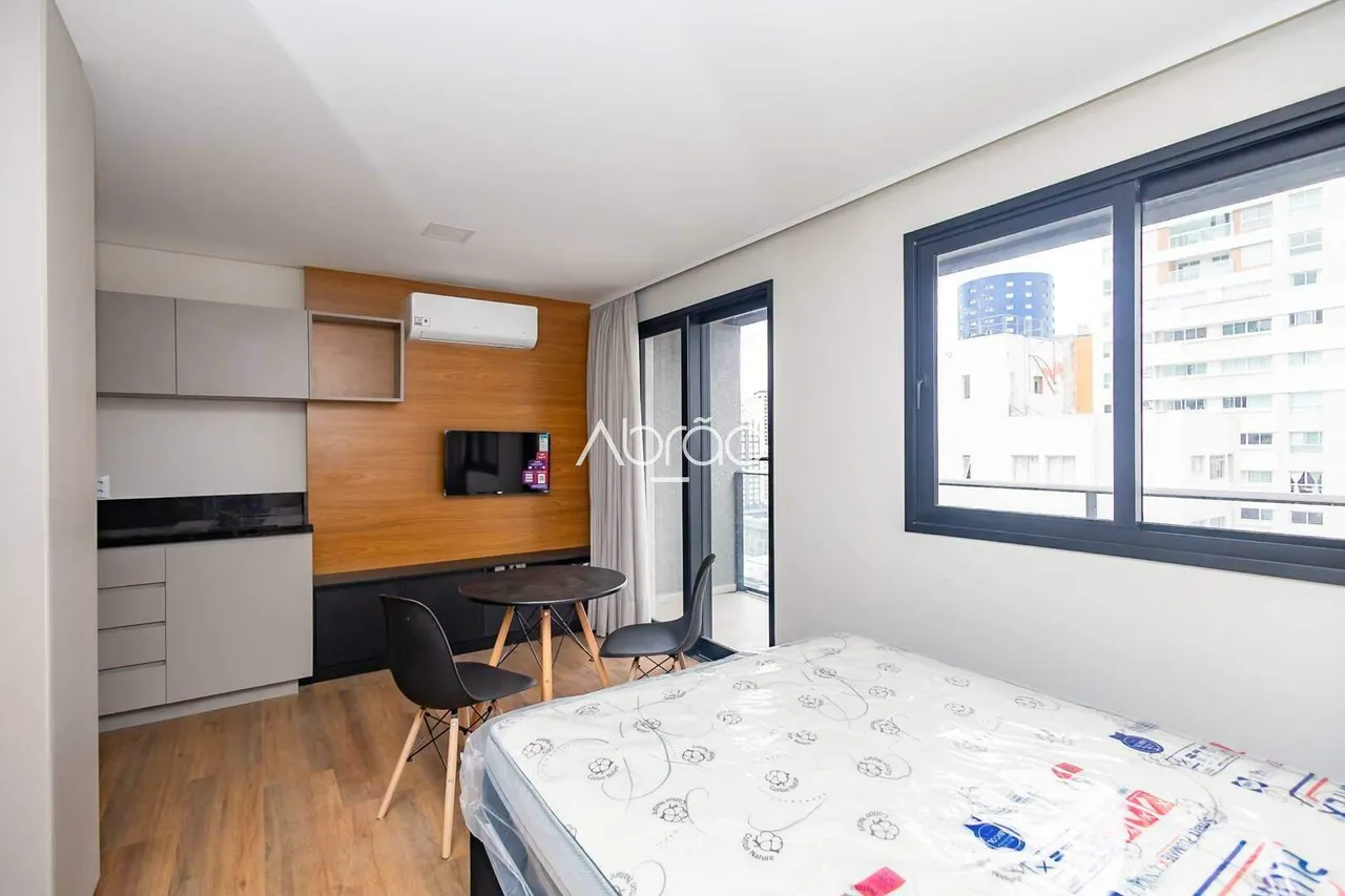 Furnished 29 m² studio with 1 bedroom and living space — photo 13